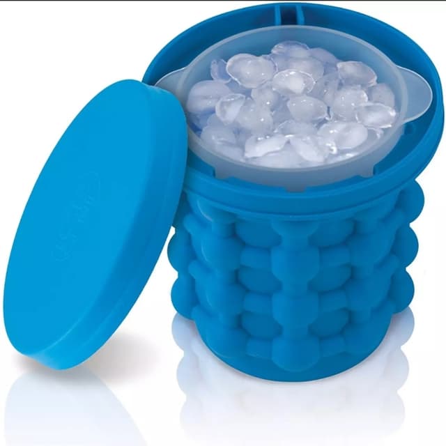 The original ICE GENIE Ice Cube Maker!